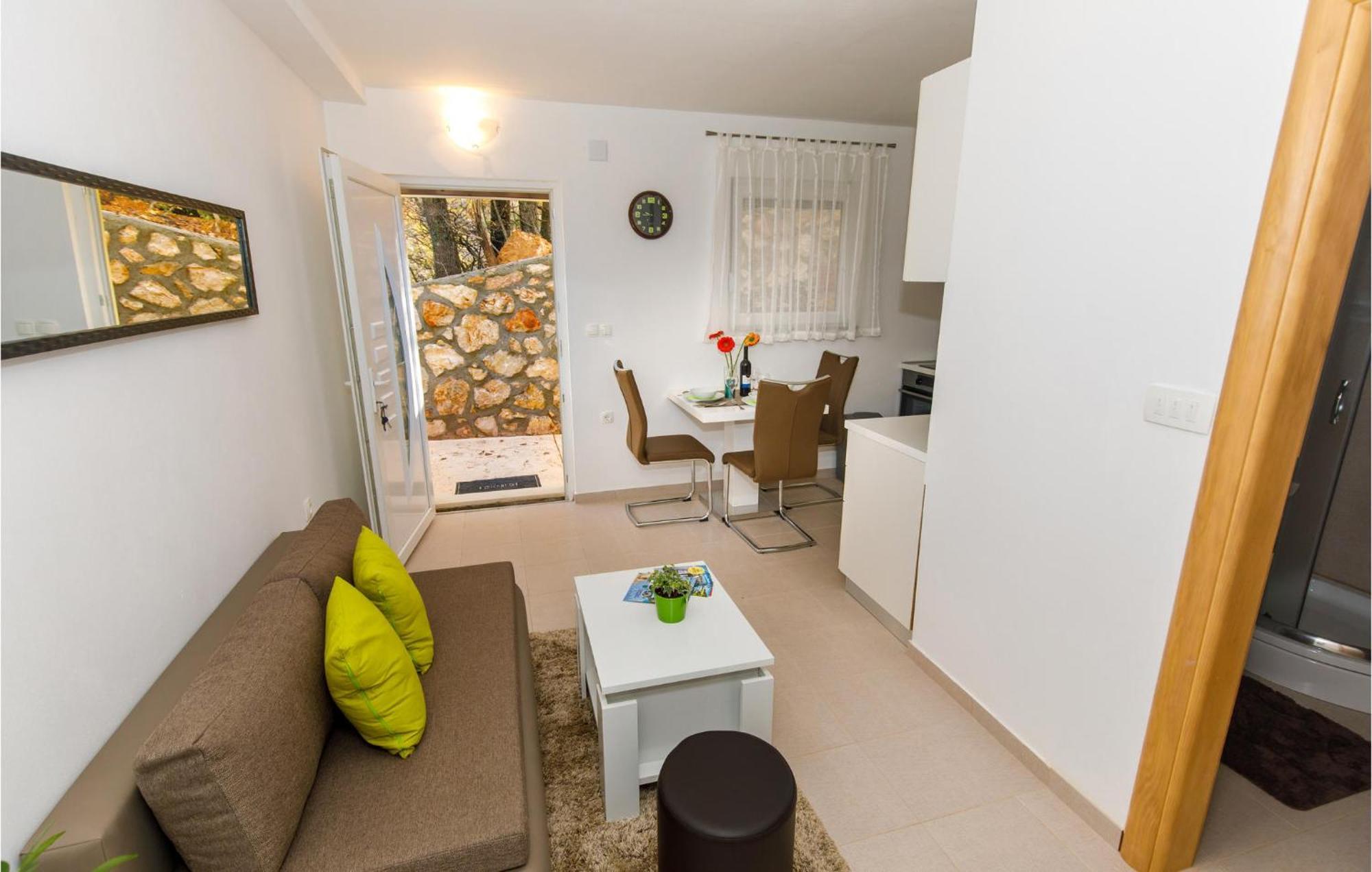 Gorgeous Home In Knin With Kitchen Kovacic Zewnętrze zdjęcie
